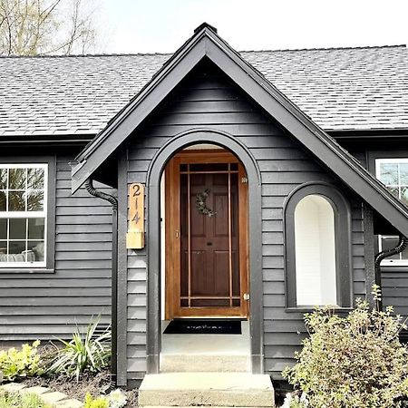 Modern 2 Bedroom Farmhouse Cottage With Hot Tub In Snohomish Εξωτερικό φωτογραφία