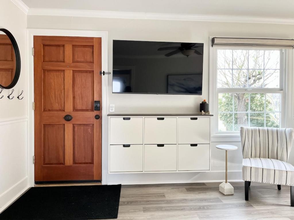 Modern 2 Bedroom Farmhouse Cottage With Hot Tub In Snohomish Εξωτερικό φωτογραφία